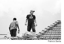 [roof]